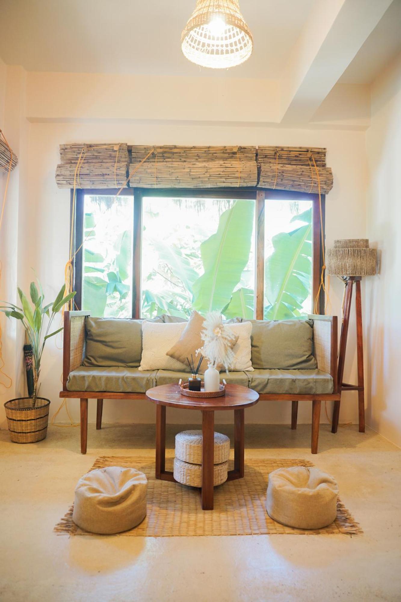 Greenhouse Siargao Roadside Boutique Apartments General Luna  Kültér fotó