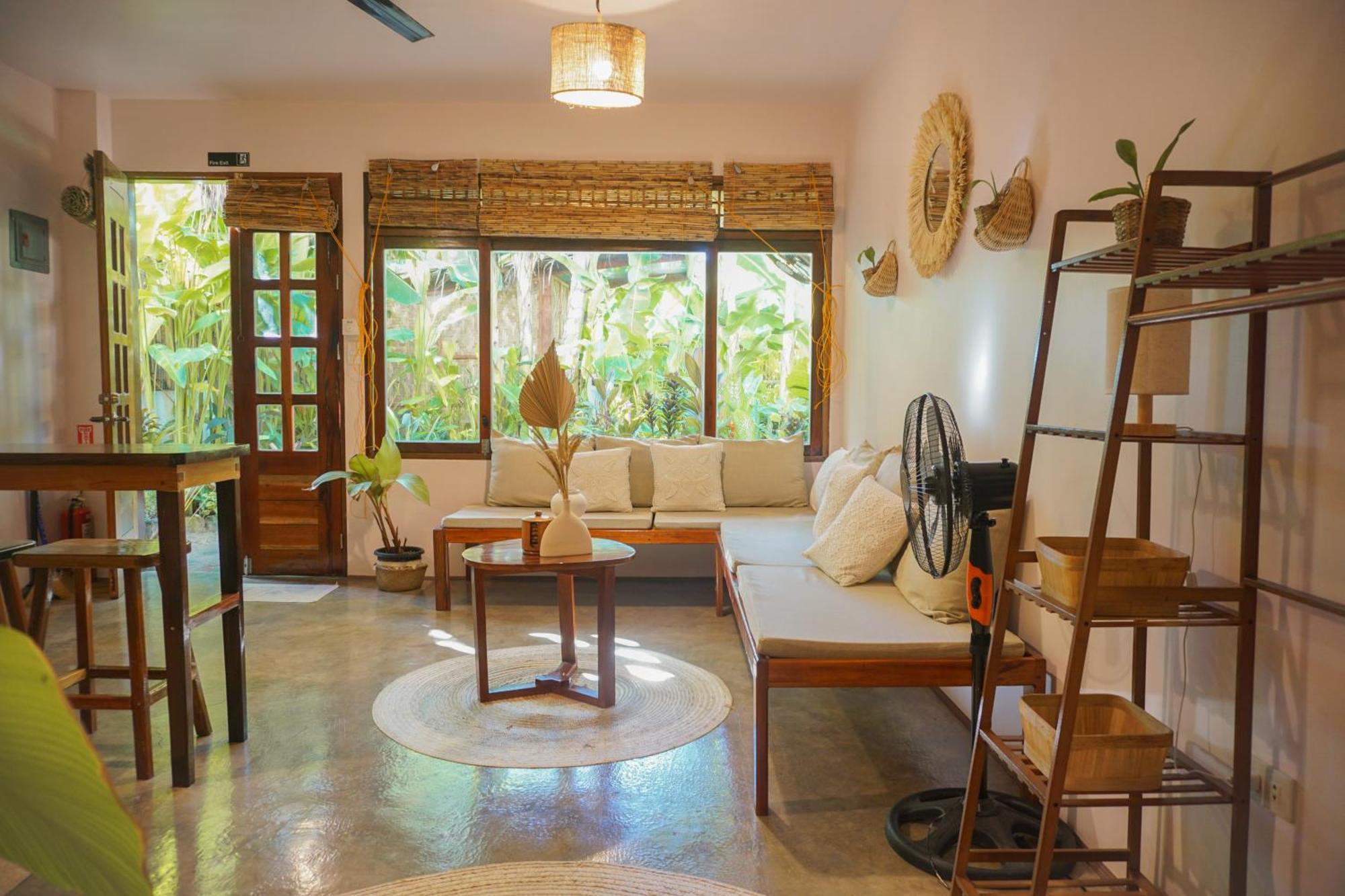 Greenhouse Siargao Roadside Boutique Apartments General Luna  Kültér fotó
